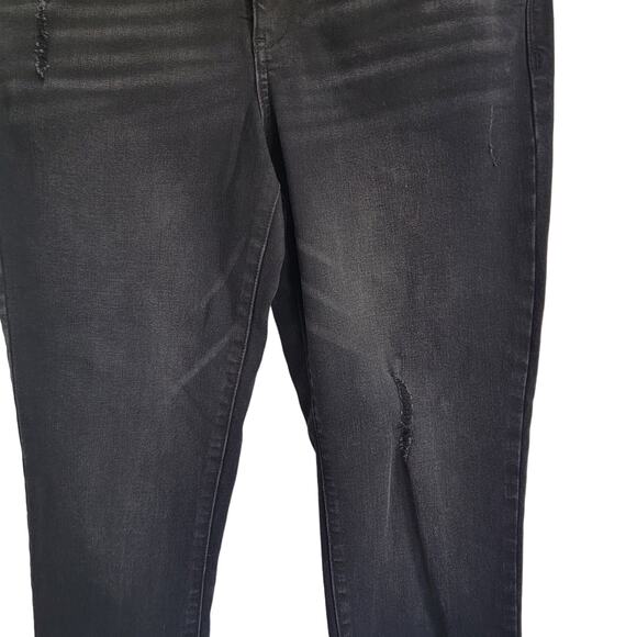 Democracy Ab Technology Jeans Women’s Size 8 Black Skinny Ankle Distressed - Picture 4 of 11